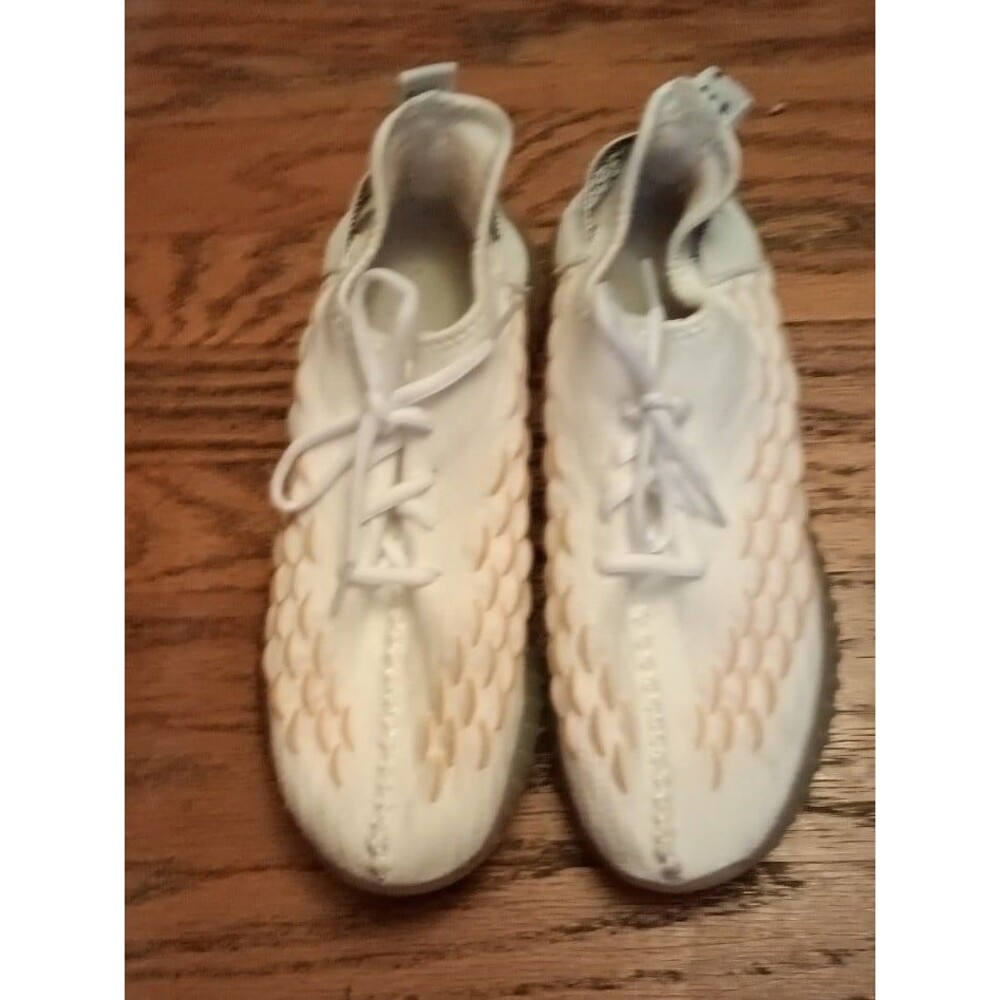 Storm 3-630 athletic shoes